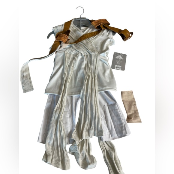 Authentic Disney Store Costume -Rey StarWars size 5/6 - Picture 2 of 16